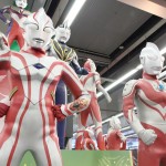 会場中央には歴代ウルトラヒーローがずらり勢ぞろい