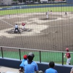 親子で野球観戦を楽しむ至福のひととき