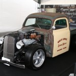 1940年代後半に生産されたと推測される「FORD F-1 RAT ROD」は8000ドルで購入