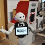 ネスレ日本では、Pepperが呼び込みをしてコーヒーマシーンの紹介を行い話題に