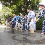 街歩きをしながら「宗林寺」などでも打ち水を実施